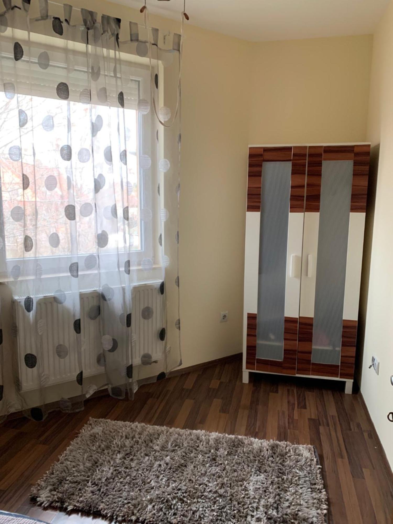 Airport Road/Repter Koezeli Haz Privat Parkoloval Apartment Будапеща Екстериор снимка
